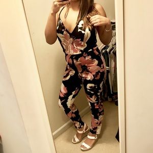 Jumpsuit 🌸